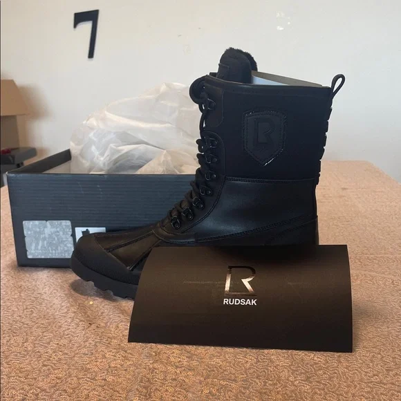 Men RUDSAK Black High-Top Boots - Picture 3 of 10